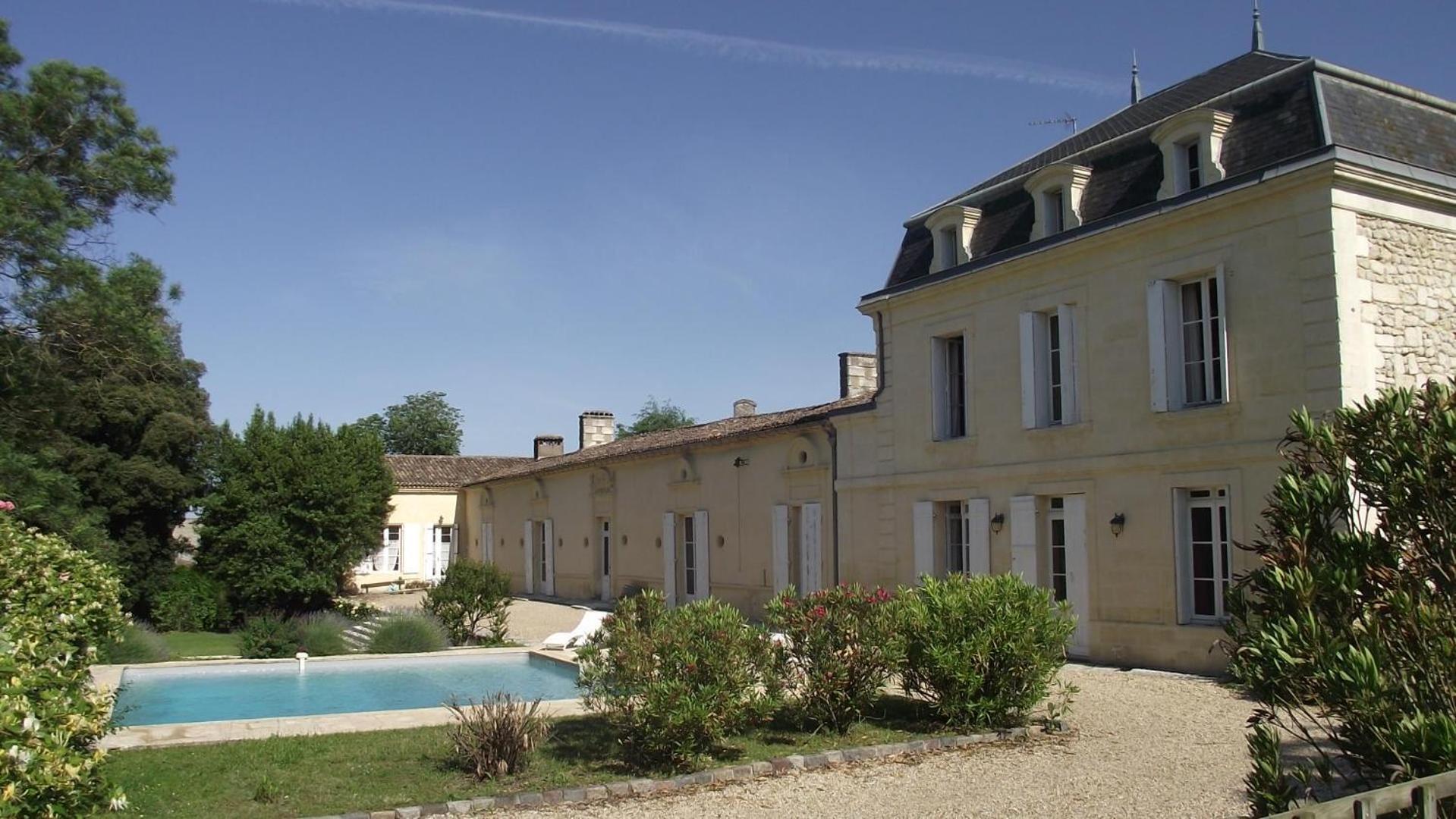 Chateau Richelieu Fronsac  Екстериор снимка